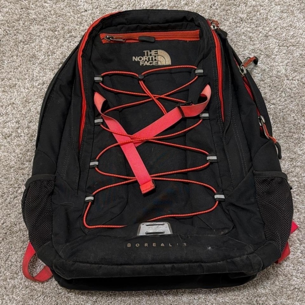 Y2K | The North Face Borealis Utility Backpack‎ | Black/Pink